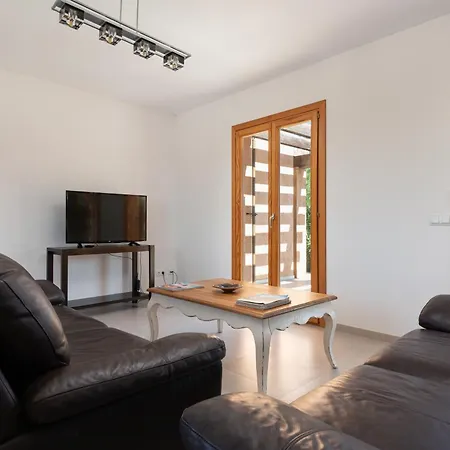 Es Regalo - Pergola Villa